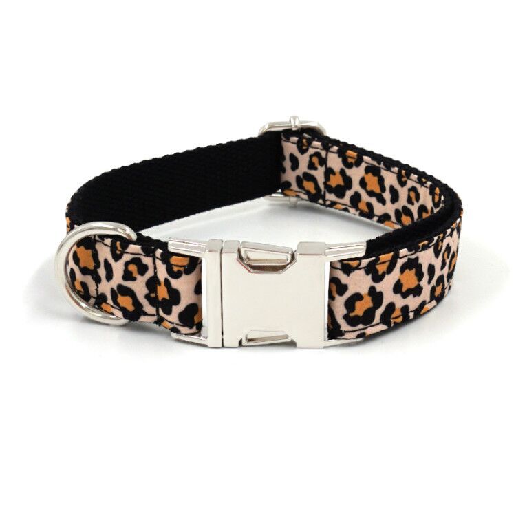 Chic Leopard Dog Collar